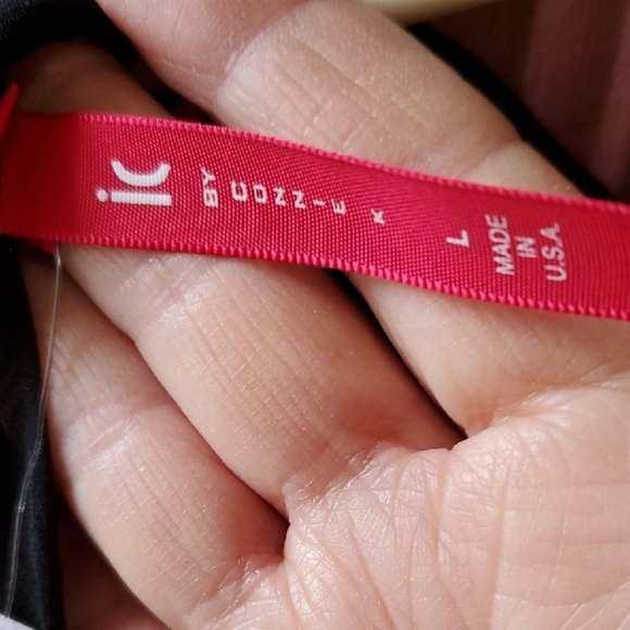 Kasper Black Tunic with Red and White Accents Nwt - Picture 3 of 10